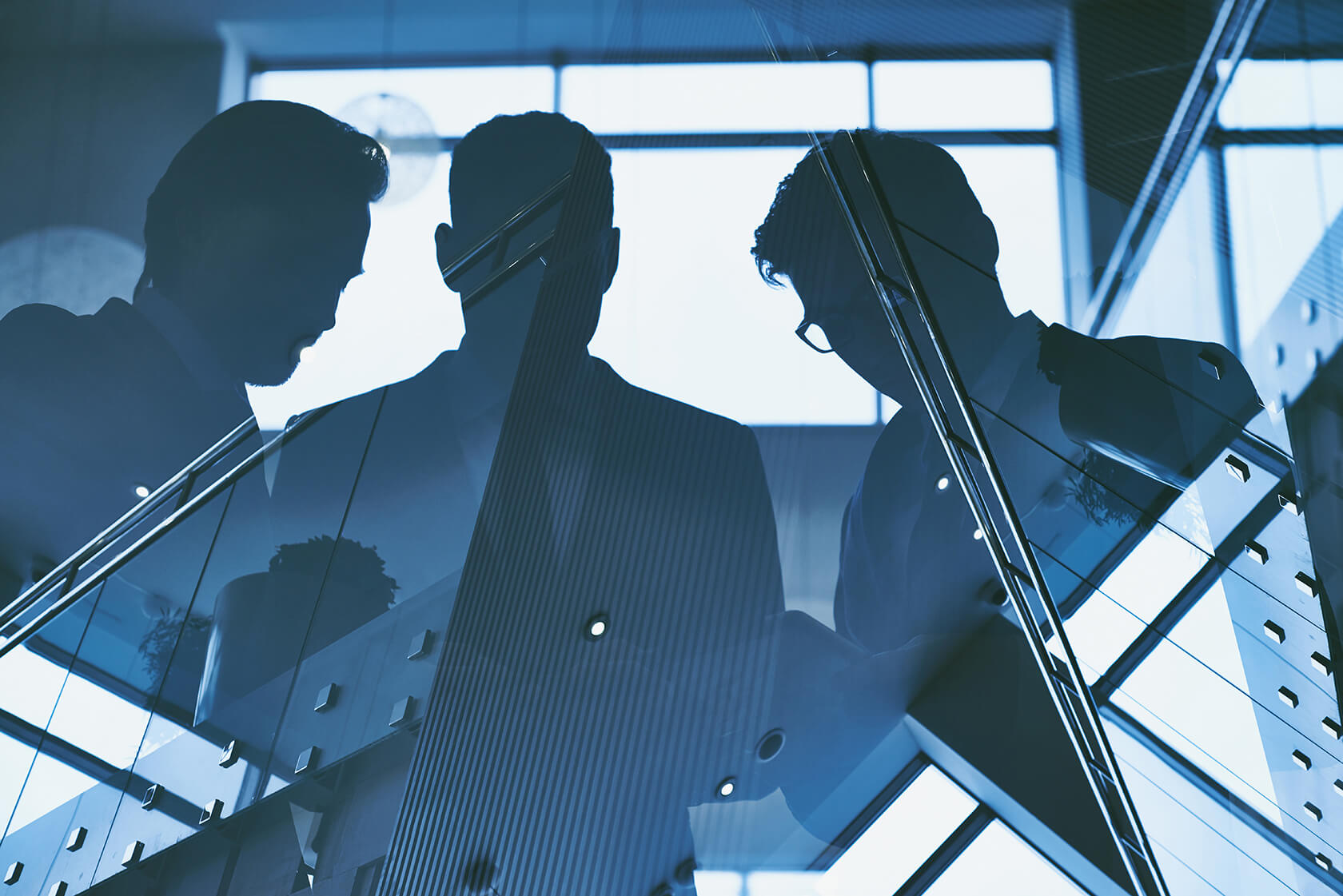 professional people talking icon - Blockcod